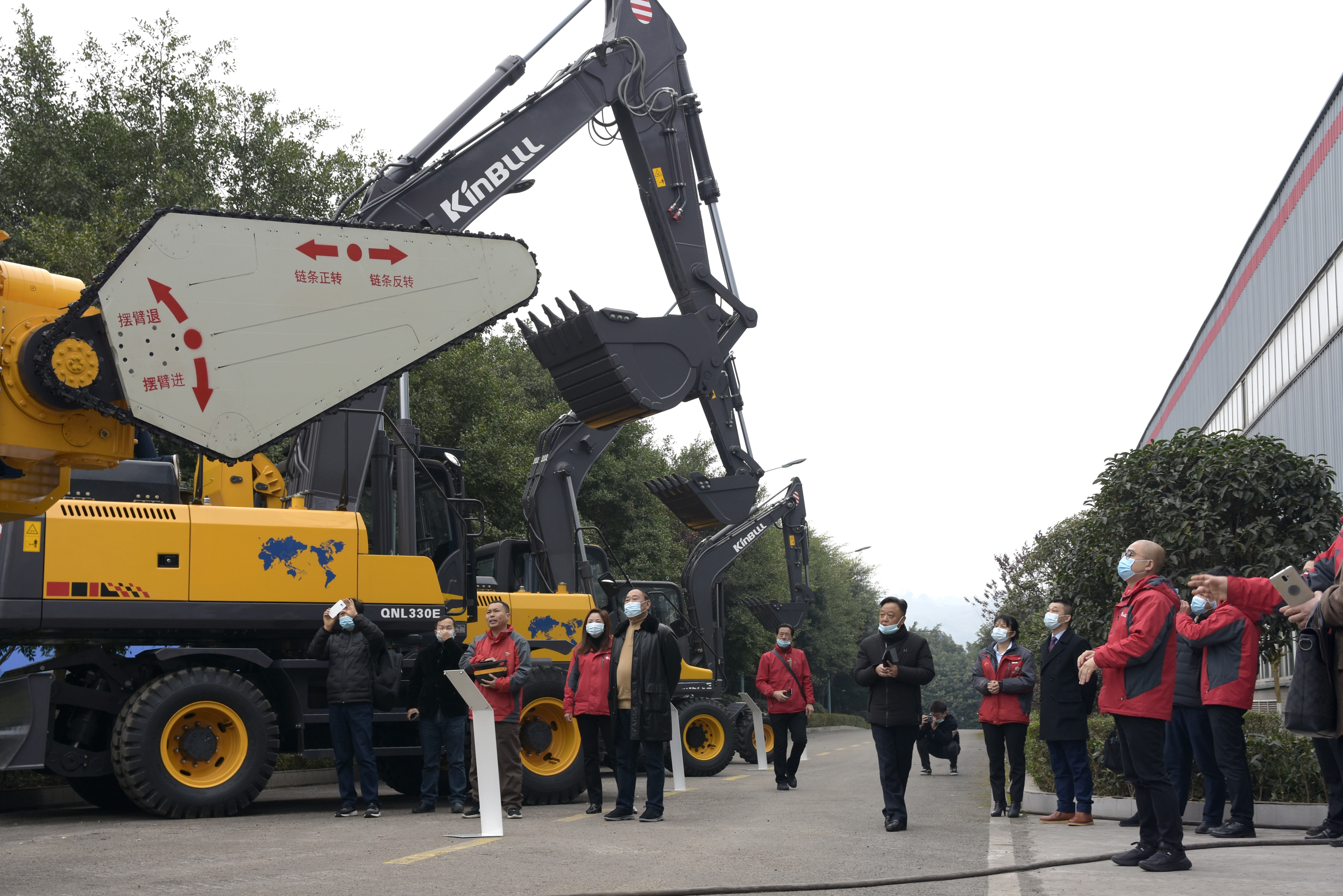 現(xiàn)場觀摩 (3).JPG 現(xiàn)場觀摩 (3).JPG